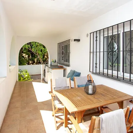 Ophelia, Torreblanca וילה פואנגירולה